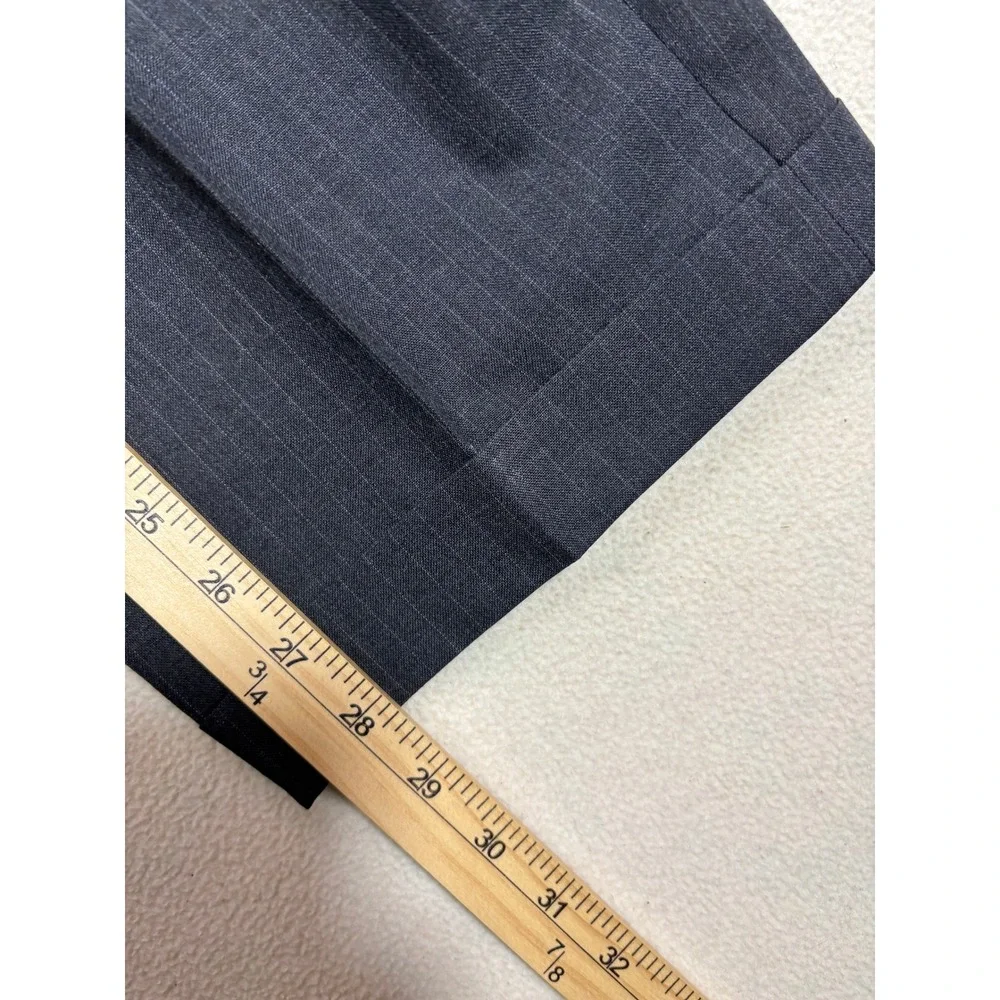 Hart Schaffner Marx Mens 41R 2 piece Pinstripe Suit Grey 2 Button 34x28 Pants